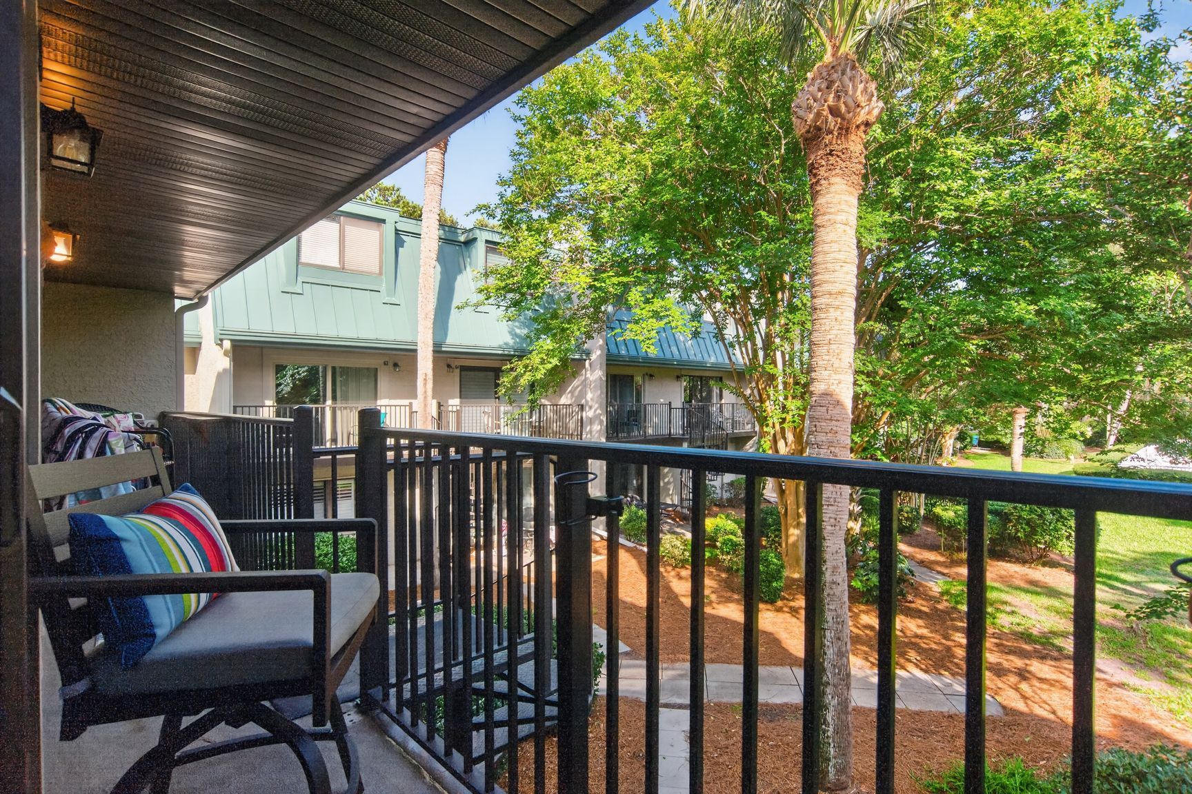 Surf Court 56