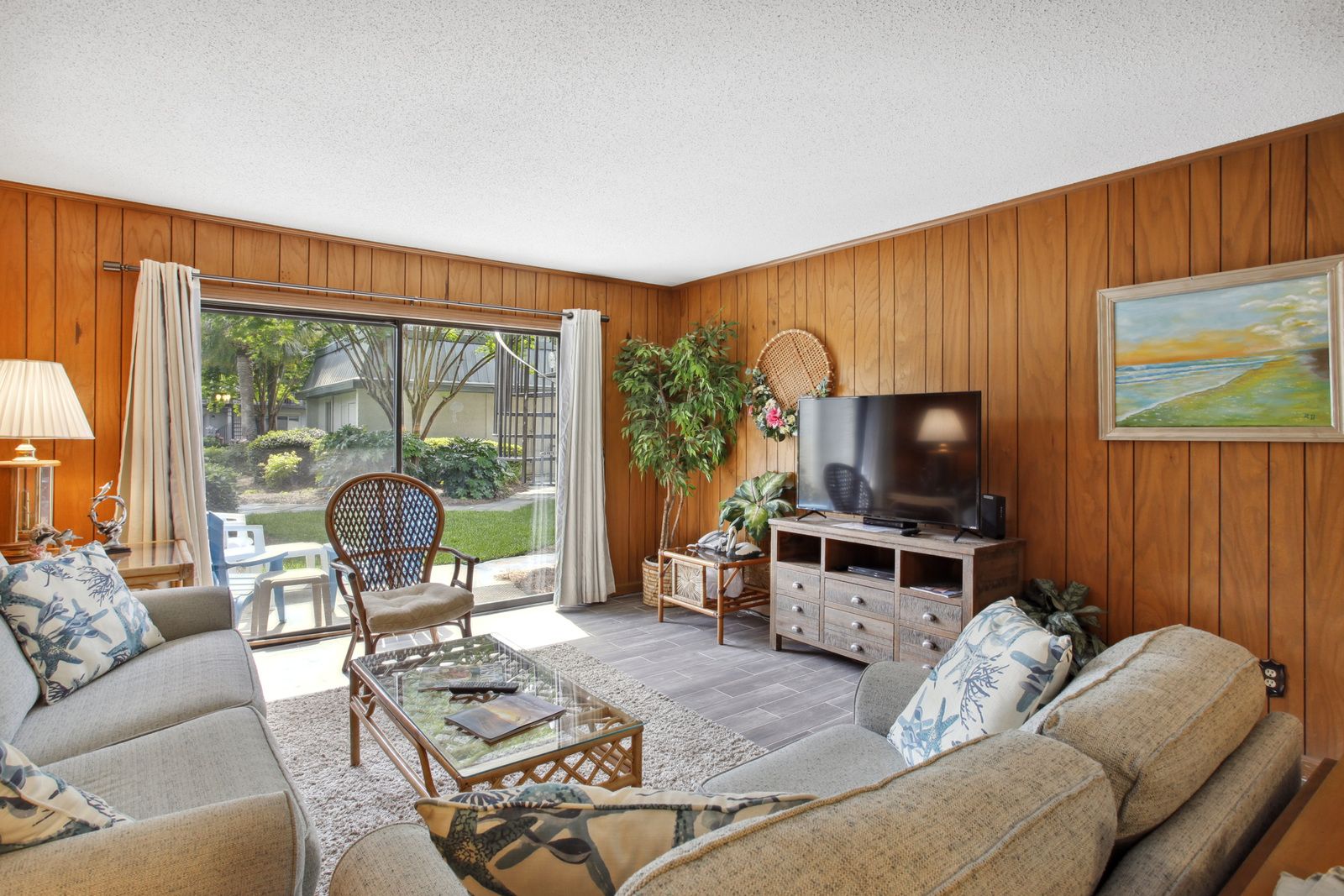 Surf Court 76