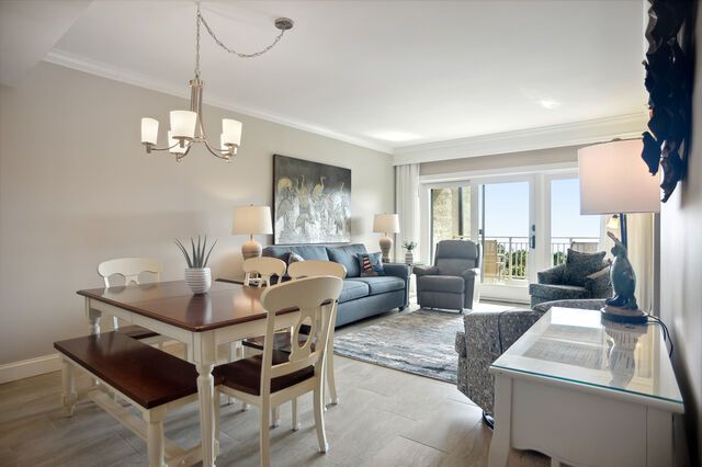 Shorewood 437