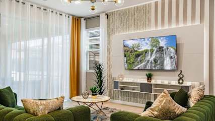 Featured Property 8915CBD Solara