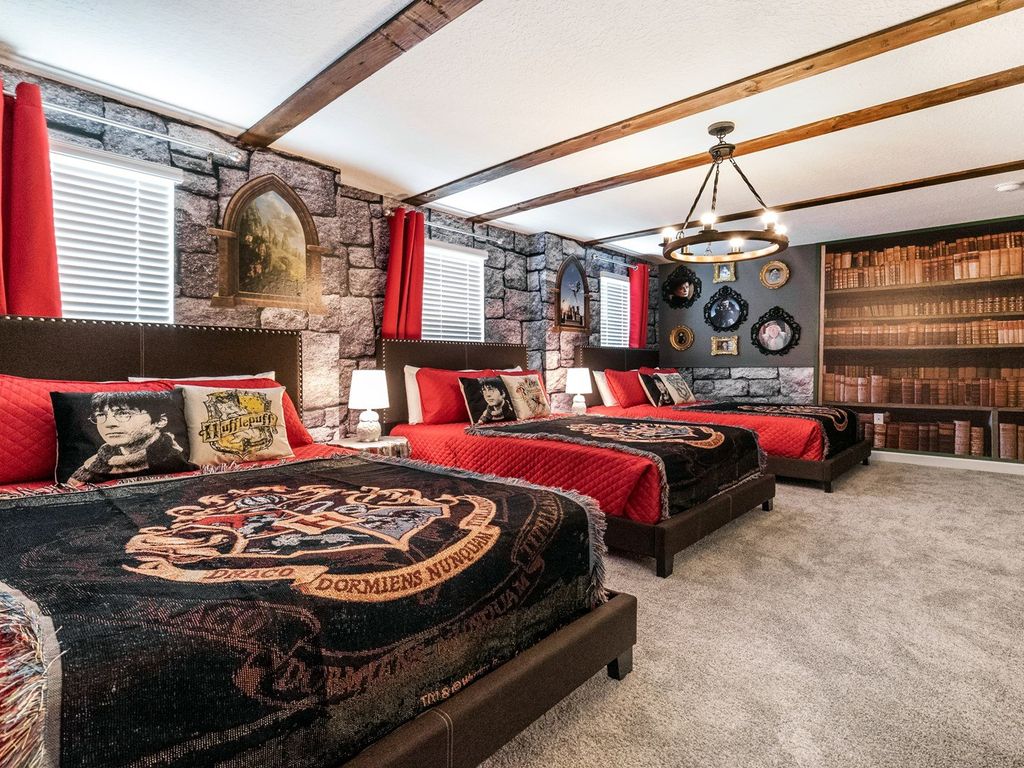 Featured Property 8813CB CG