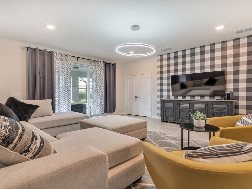 Featured Property 7303OL Solterra