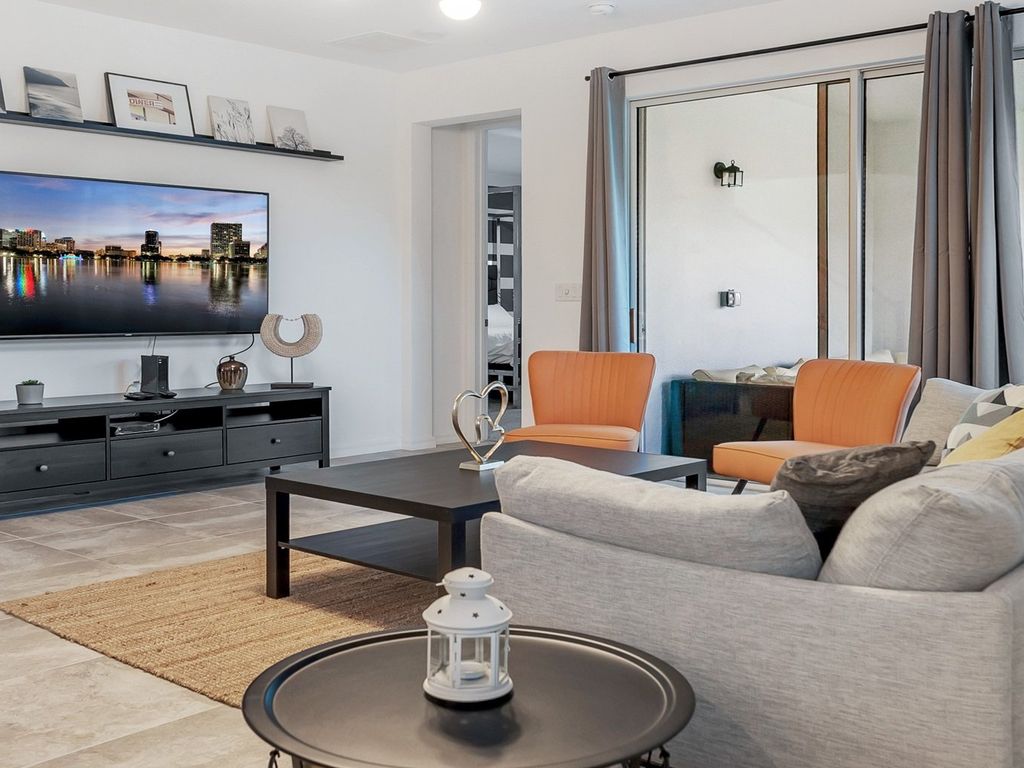 Featured Property 2114FM Solara