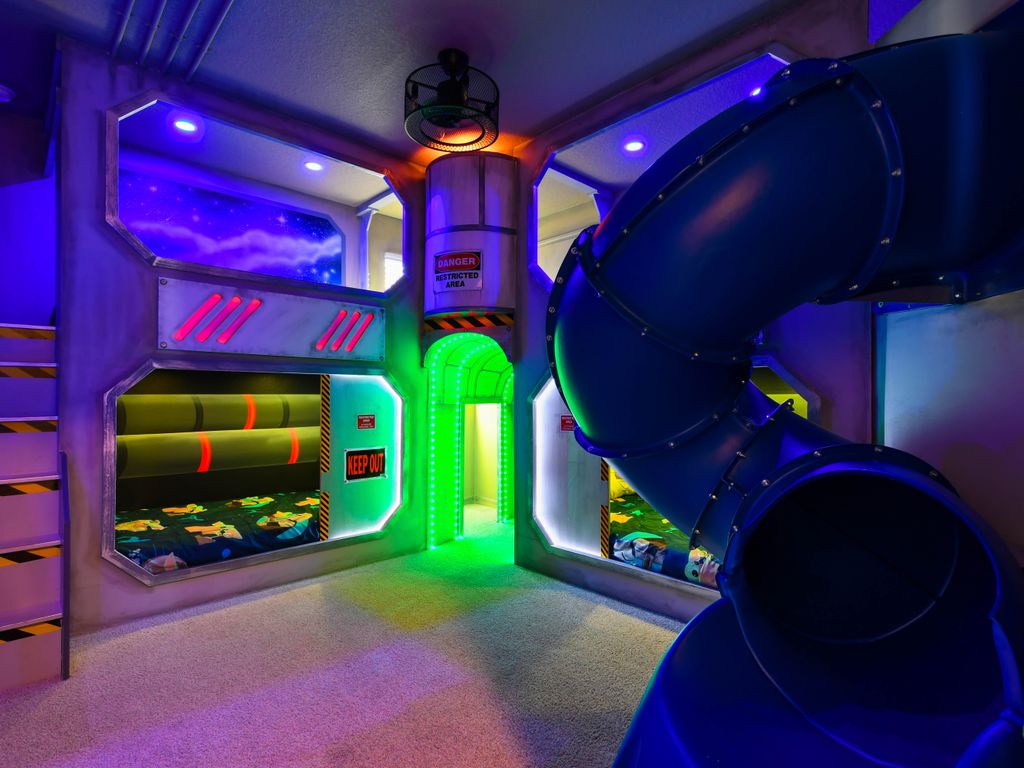 Featured Property 8930CBD Solara