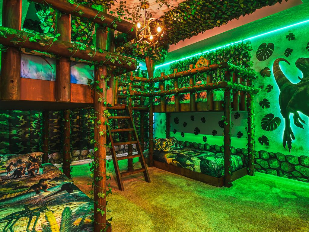 Featured Property 8913CBD Solara