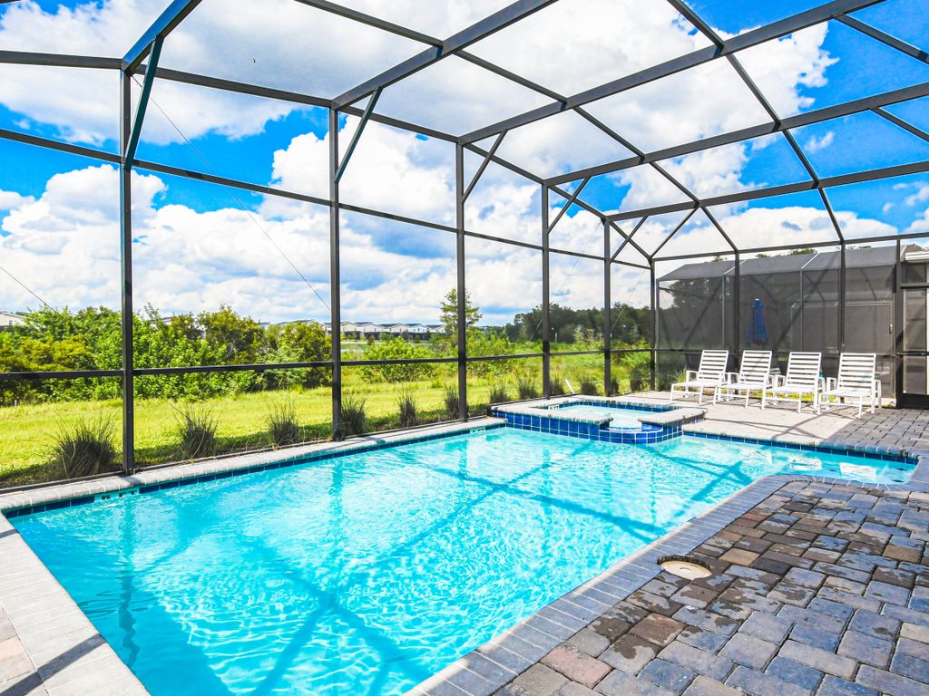 Featured Property 2916SS SL