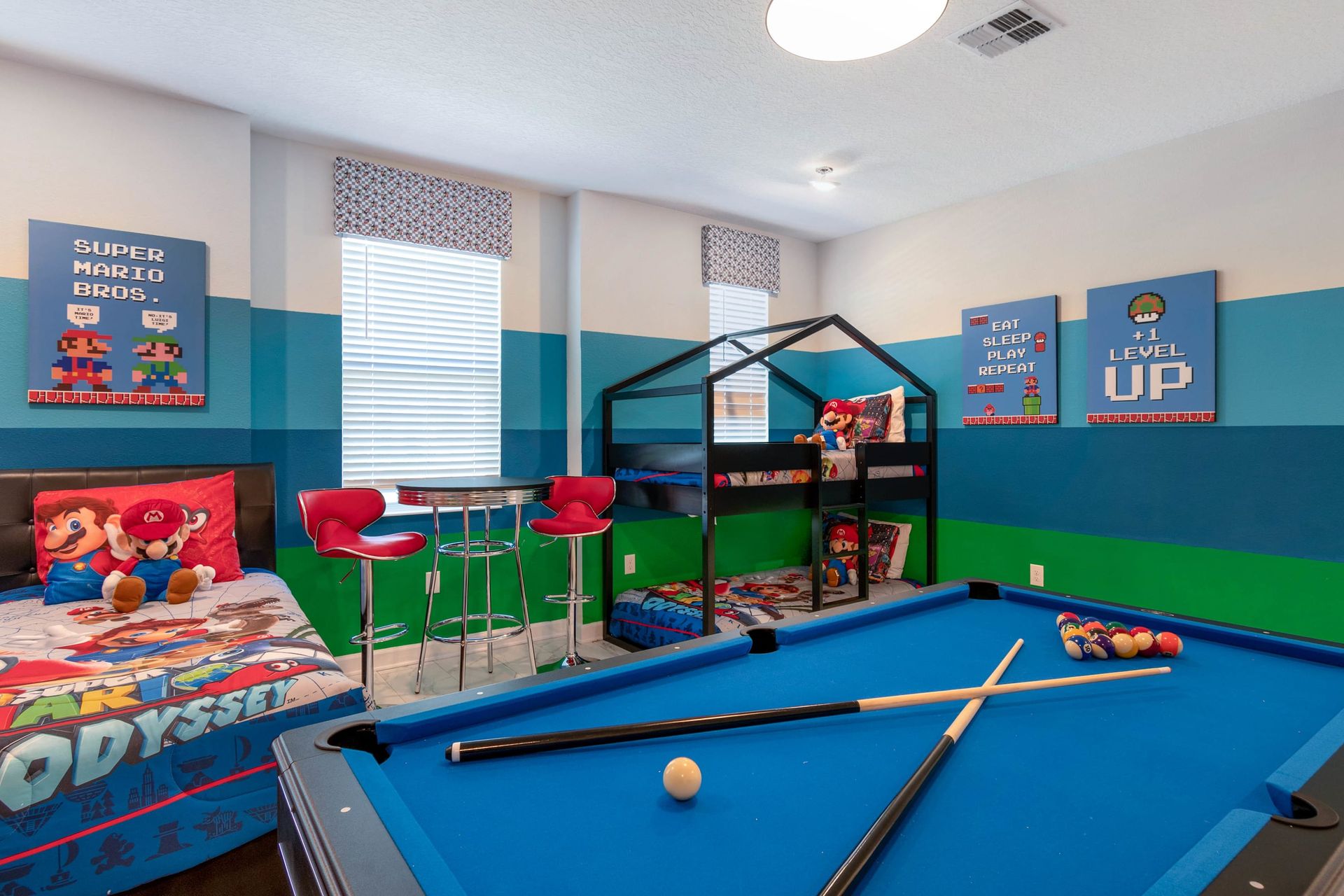 Fun Super Mario-themed game room w/ bunk bed, pool table & more!
