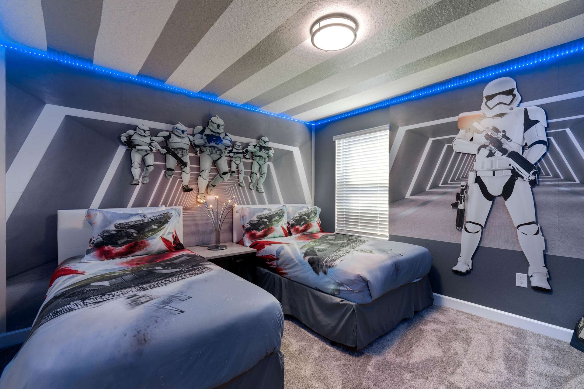 Galaxy-themed bedroom w/ epic decor, twin beds & LED lighting!
