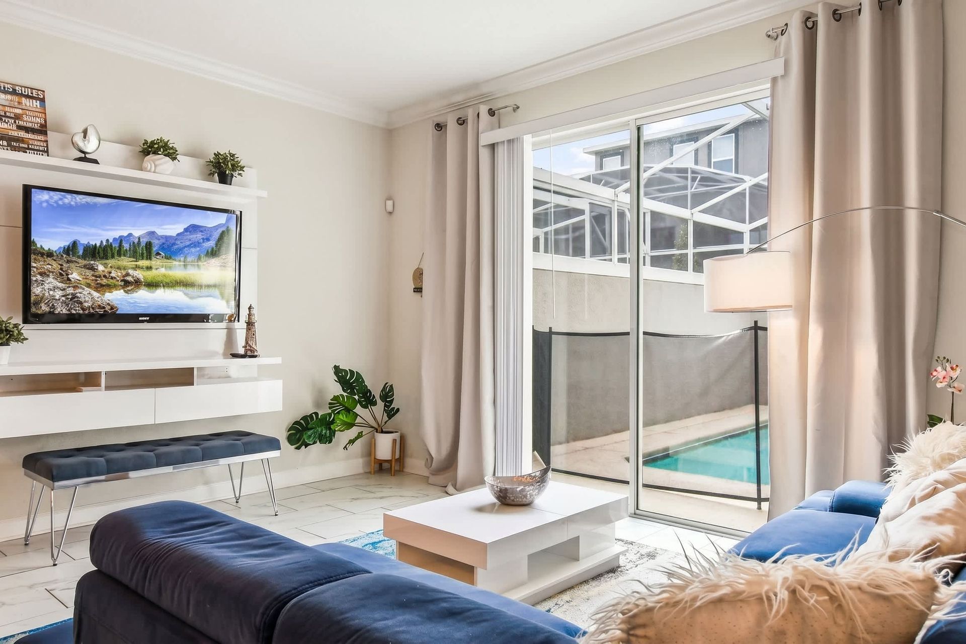 Generous living space, featuring a comfortable sofa, ideal for a family reunion and shared moments