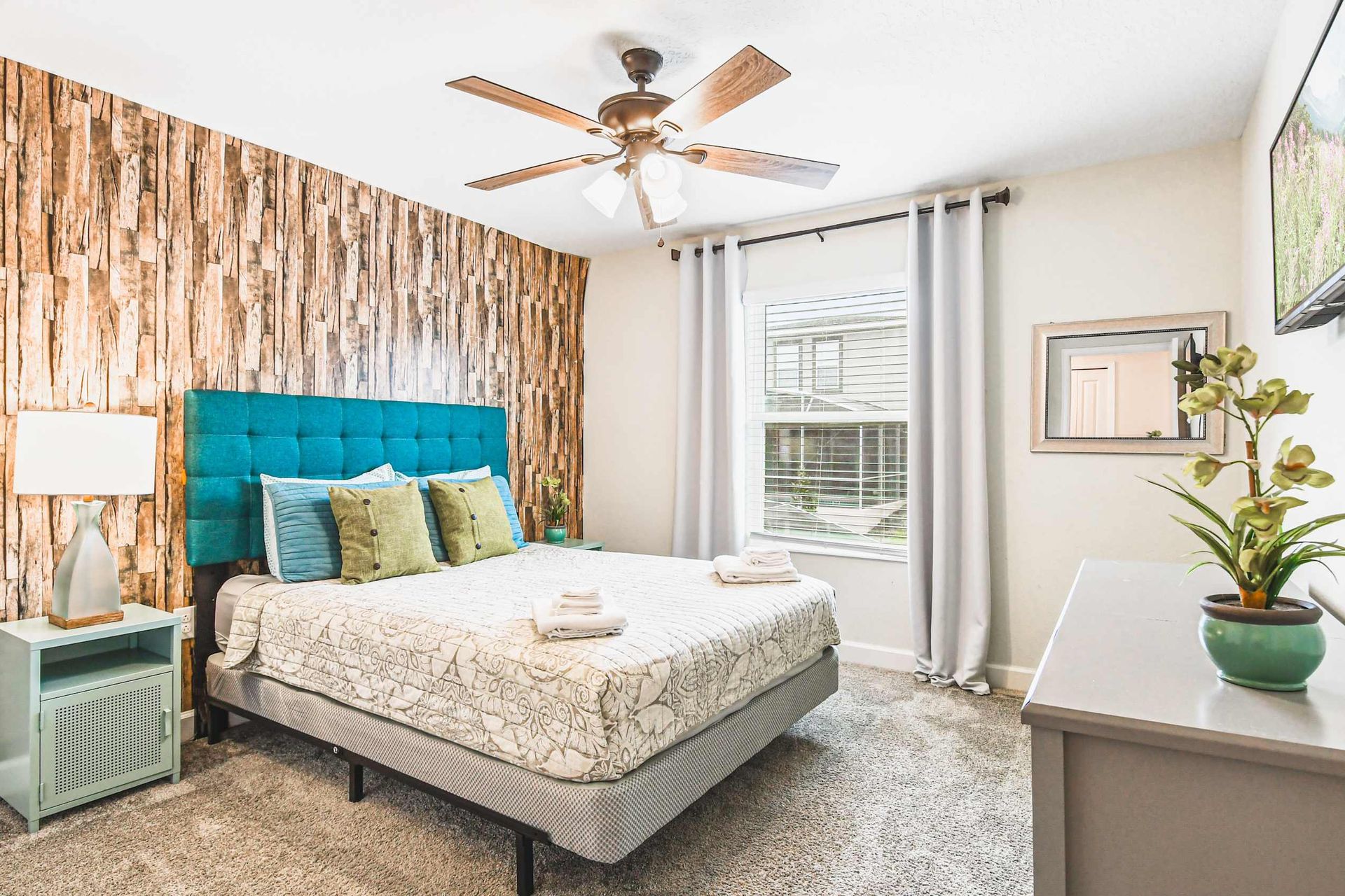 Luxurious queen bedroom, blending elegance and comfort for a serene and indulgent sleeping space