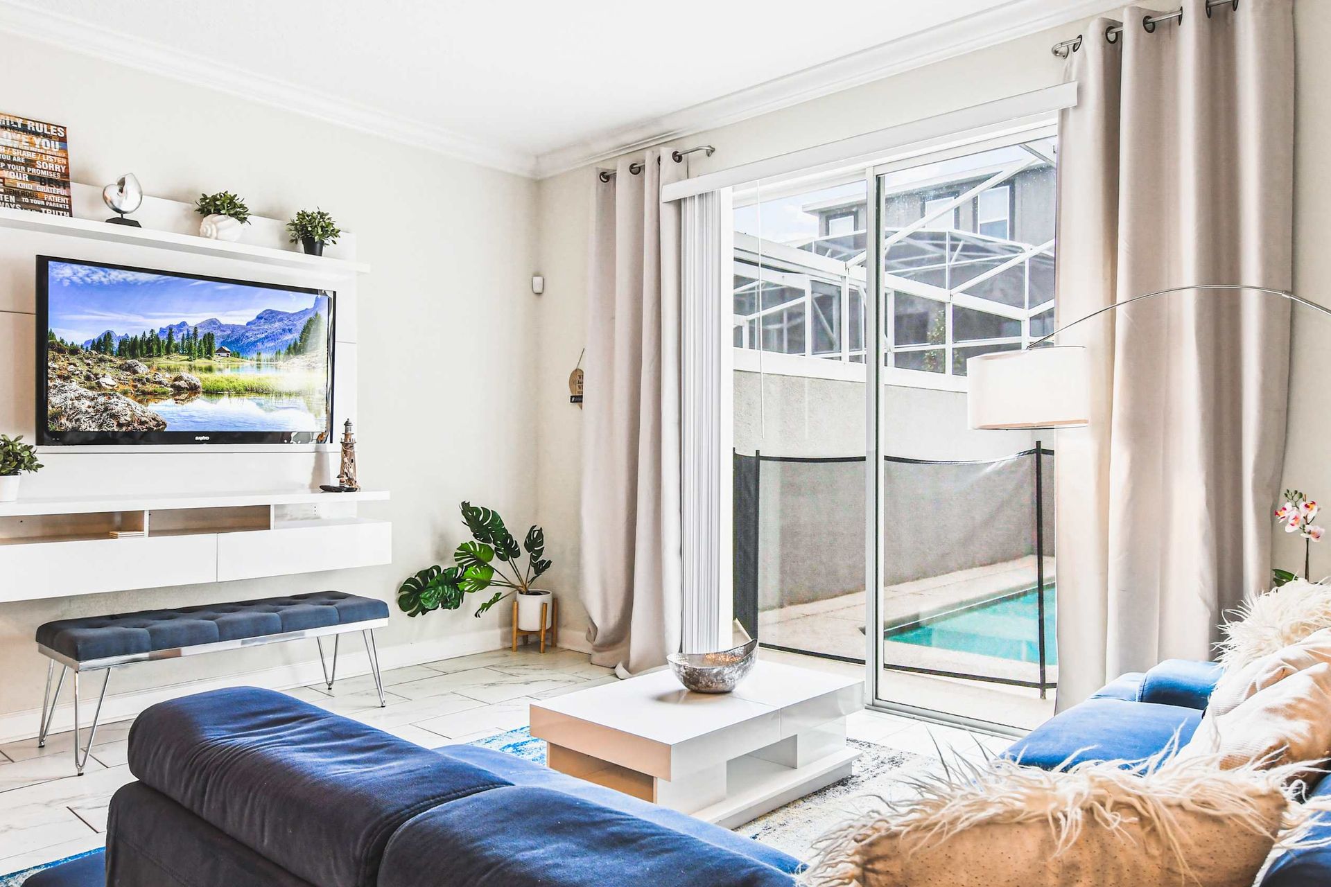 Generous living space, featuring a comfortable sofa, ideal for a family reunion and shared moments