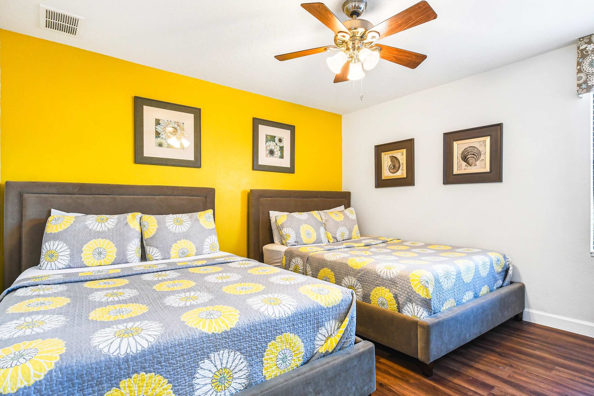 Features a full-size bed and an additional twin bed for versatile sleeping options