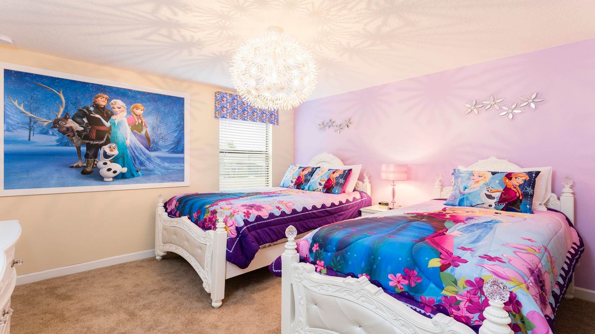 Children will delight in this enchanting Frozen-themed bedroom, creating a magical and enjoyable space for them