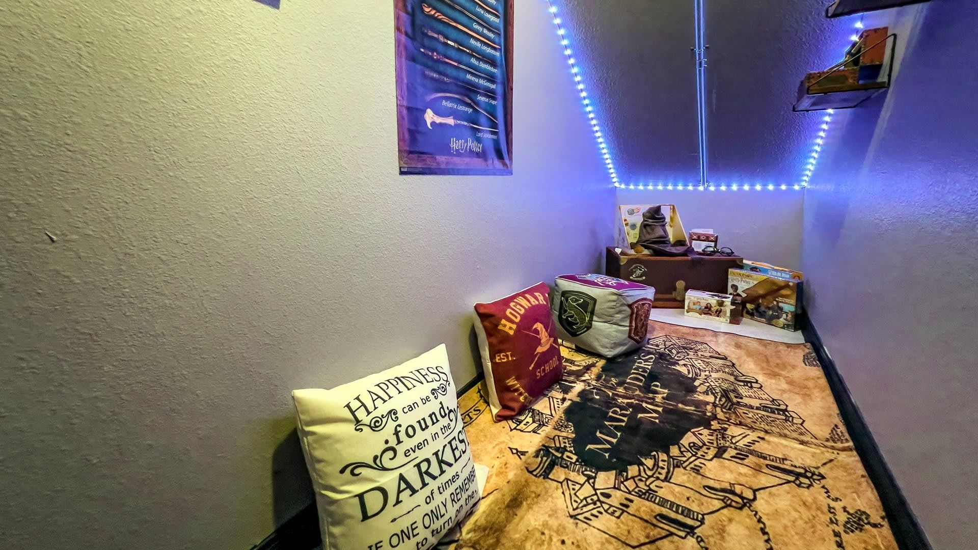 Dive into the wizarding world with a Harry Potter-inspired ambiance, featuring magical decor and charm.