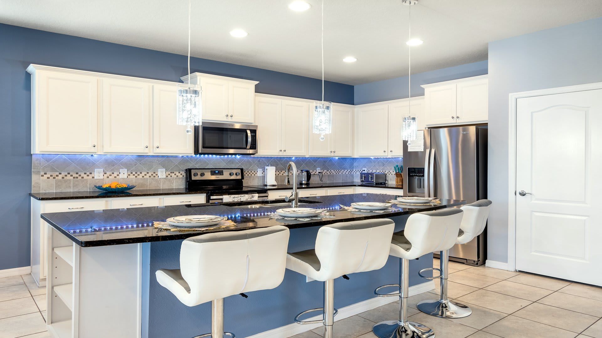 Experience opulence with a spacious cooking area, offering both style and functionality for culinary enthusiasts