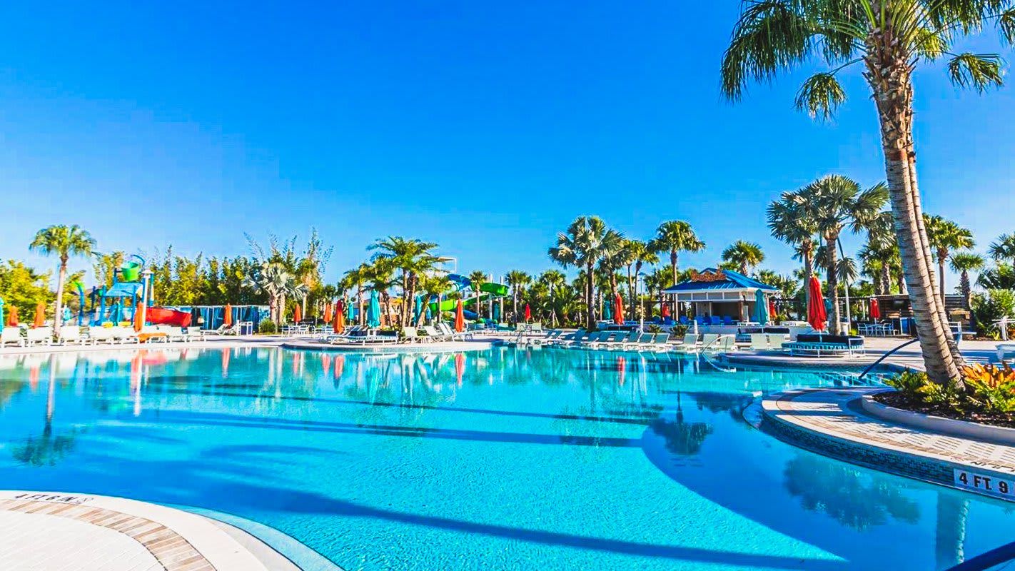 Luxury at the Windsor Island Resort's grand pool.