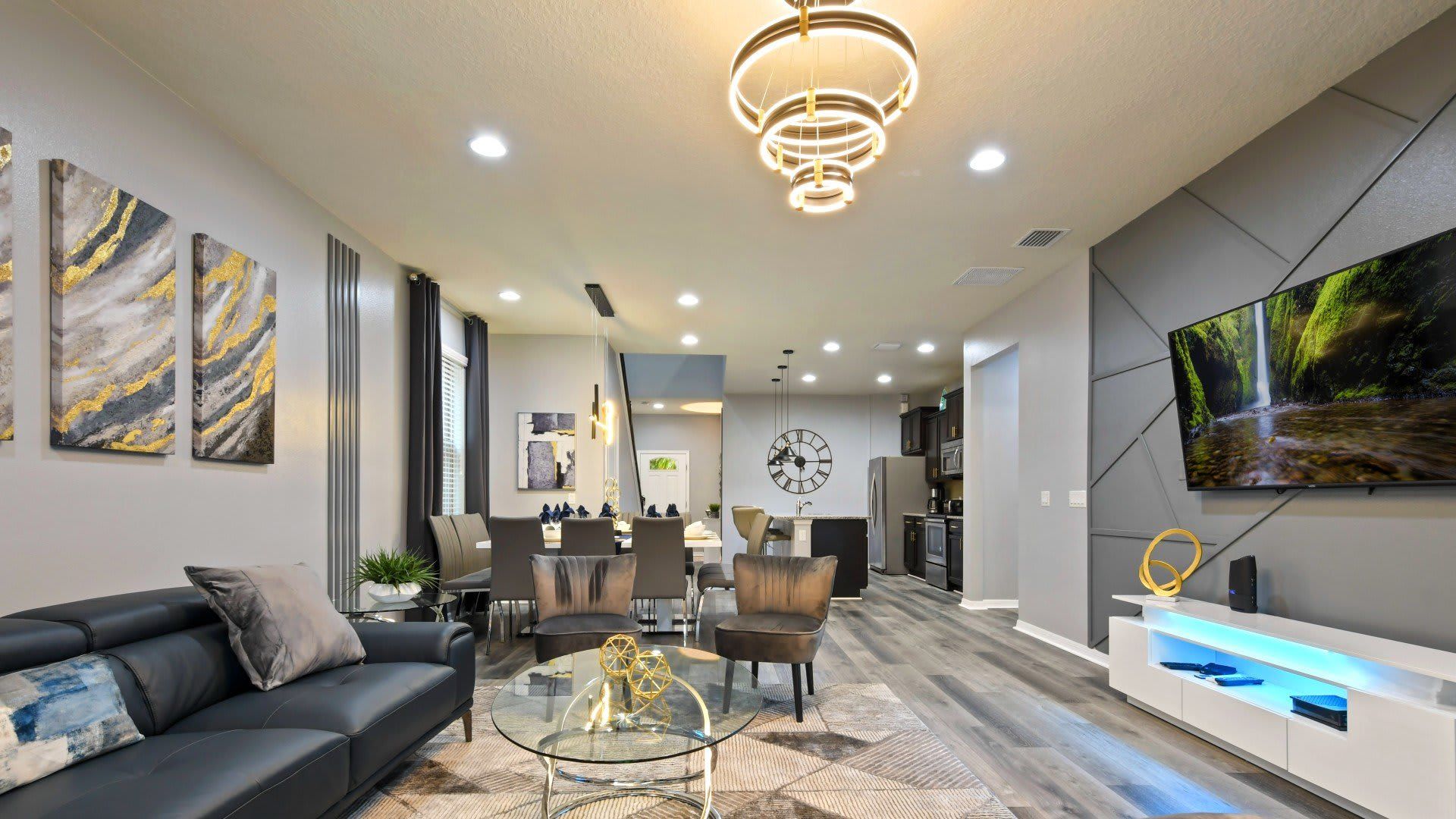 Modern luxury stay with chic decor, open layout & stunning statement lighting!