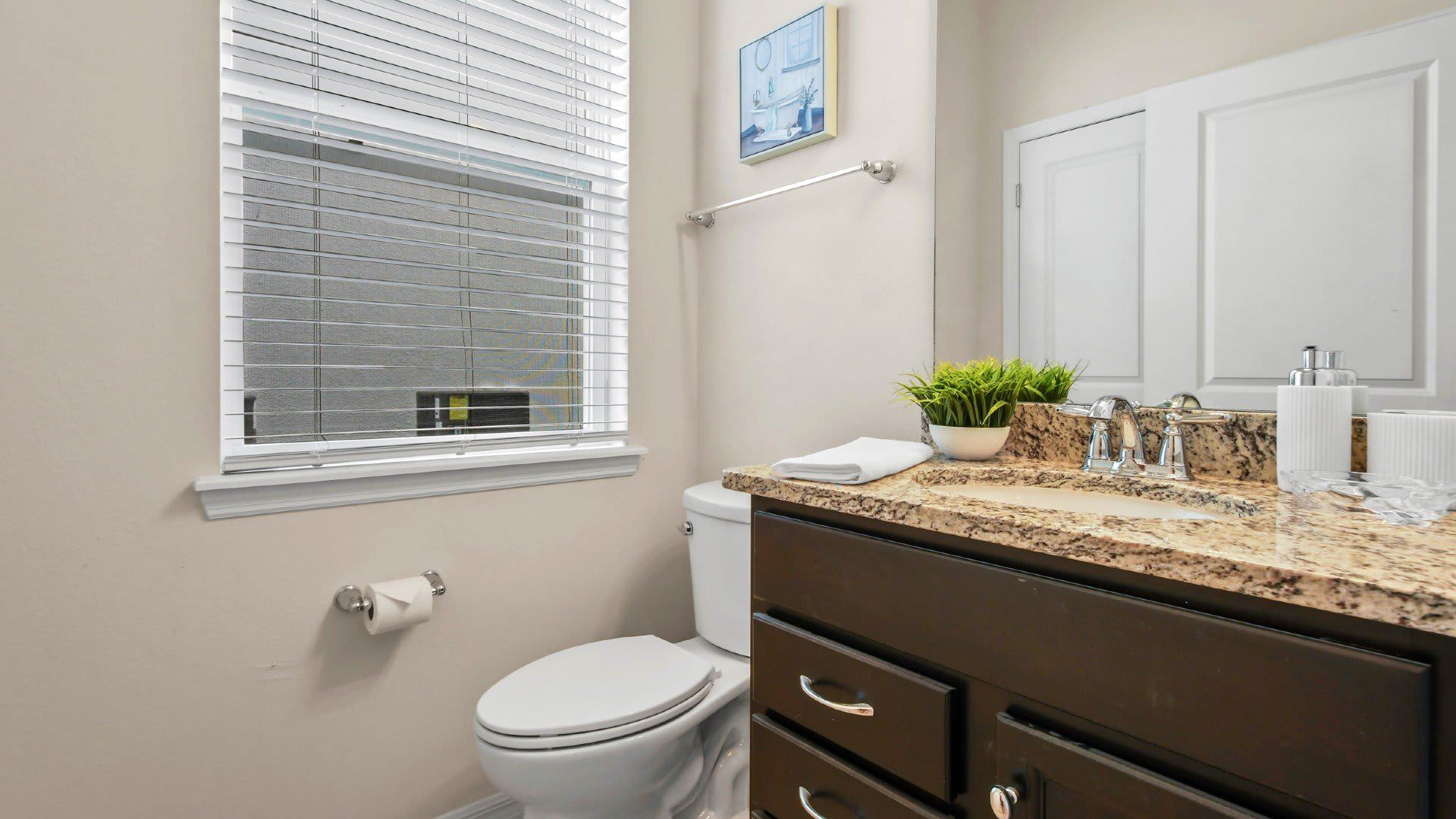 Complete bathroom equipped with all essential fixtures