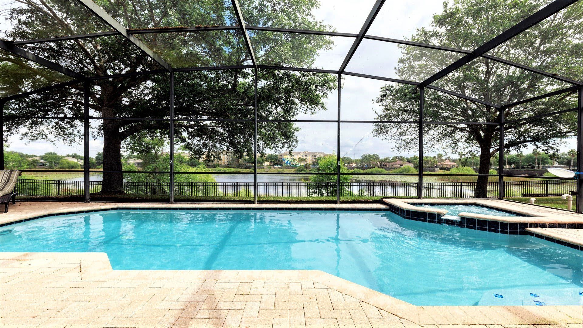 Enjoy and relax in the private pool with stunning views out on to the lake!