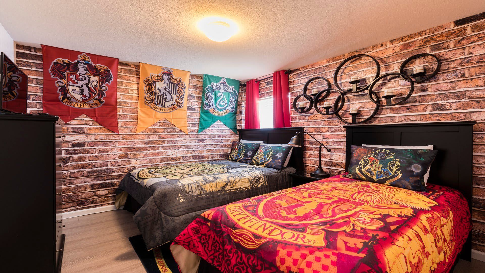 Kids will love the upstairs bedroom with a cool Harry Potter theme