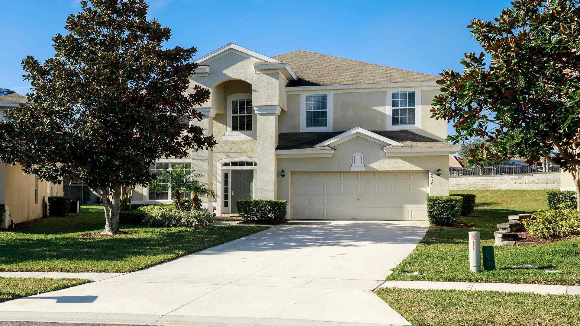 Experience the charm of our beautiful house, offering you a comfortable and inviting home away from home.