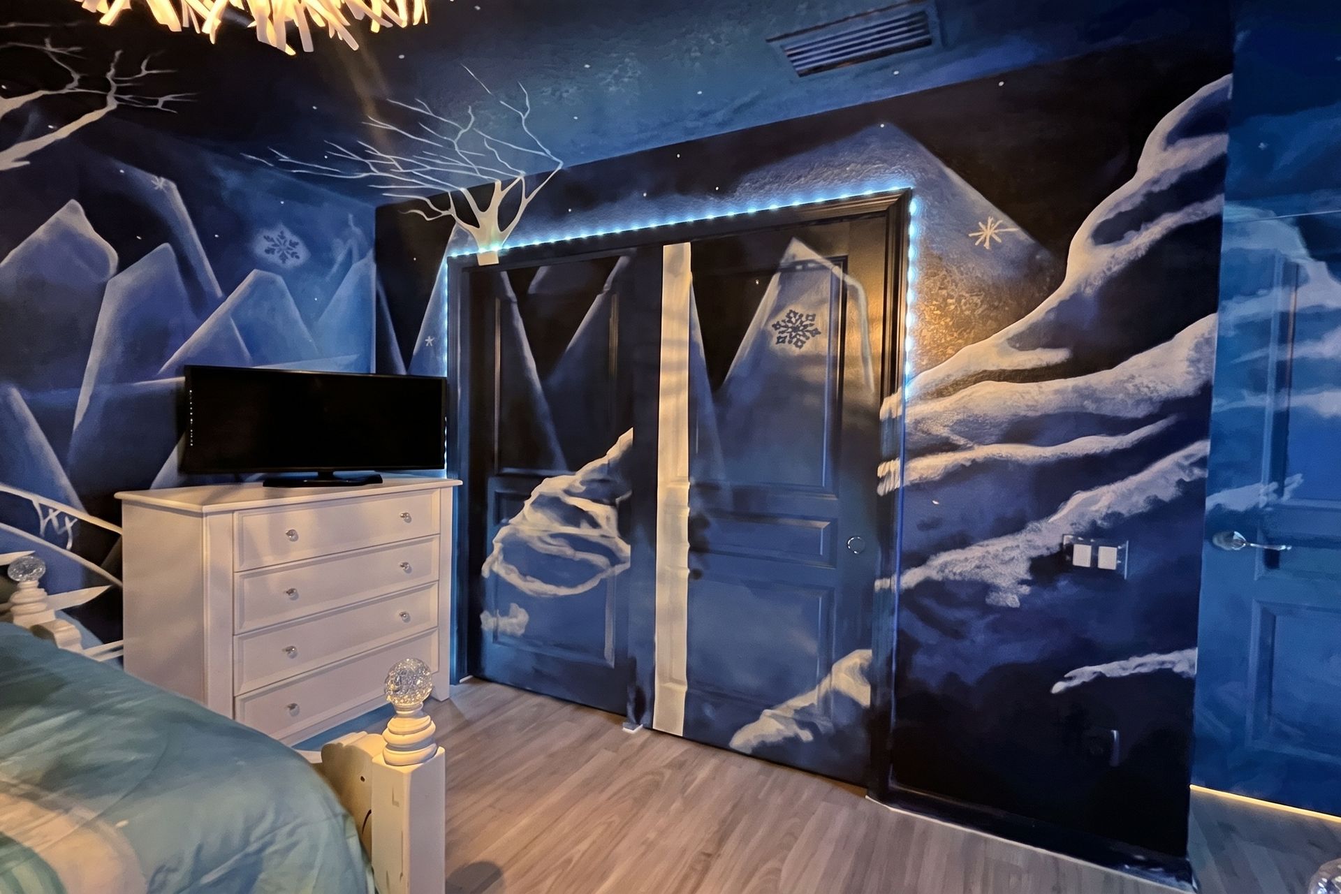 Frozen fun: Sleep beneath the aurora borealis