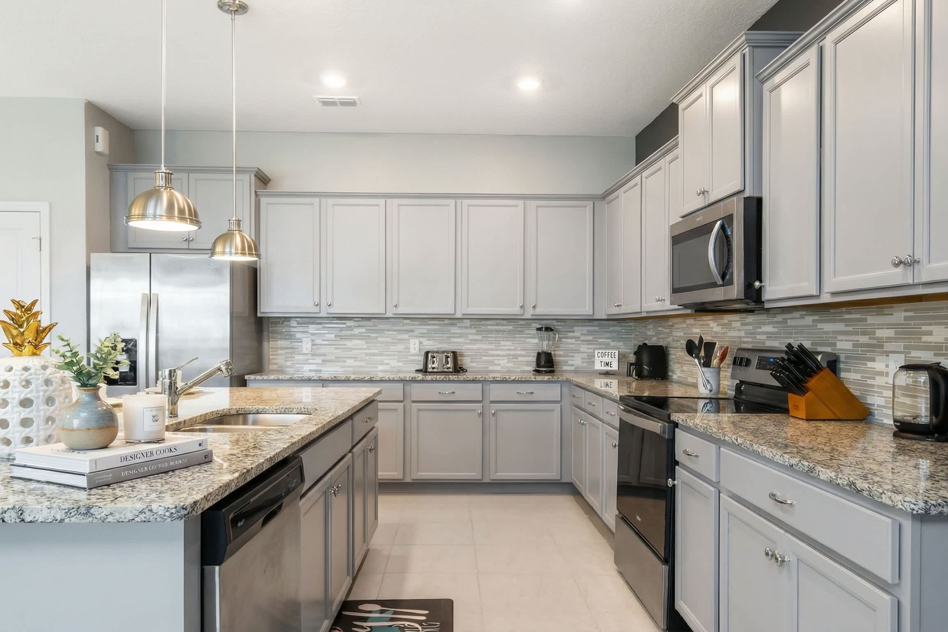 Bright, fully-equipped kitchen with modern appliances and inviting ambiance.