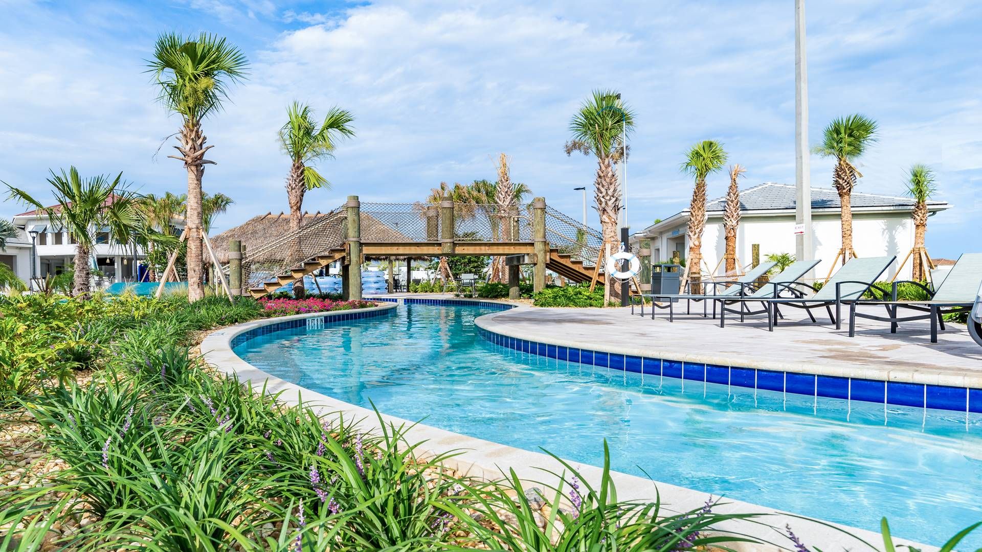 Float along in the resort lazy river, offering you a relaxing and rejuvenating experience during your stay.