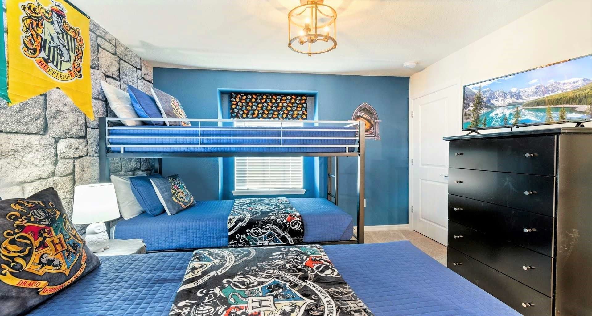 Create a magical haven for kids with a Harry Potter-themed bedroom, where enchanting decor turn the space into a whimsical retreat.