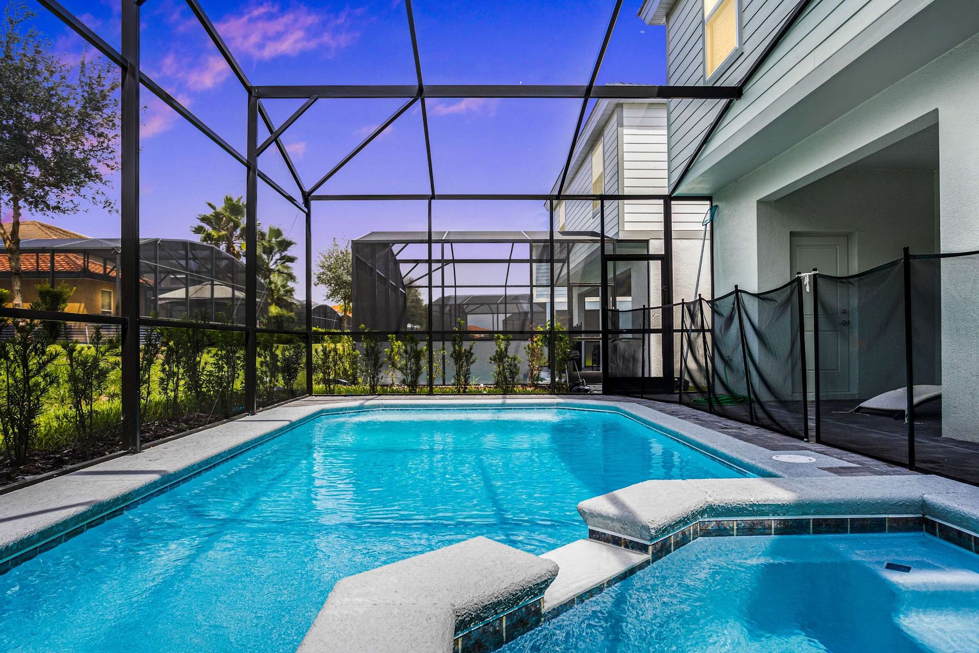 You'll have the screened in spa and pool all to yourself