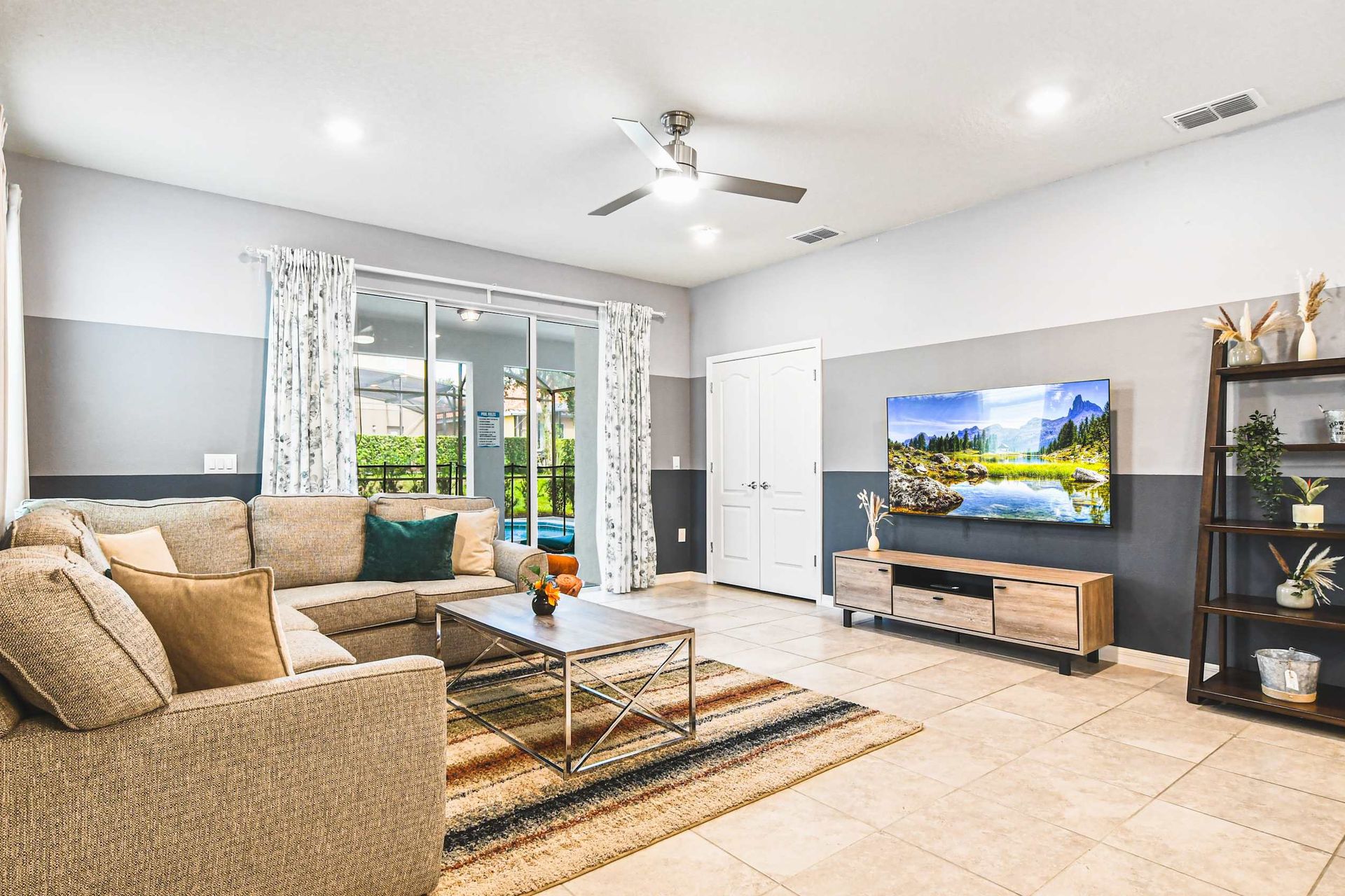 Inviting living room with chic decor, blending comfort with modern style!