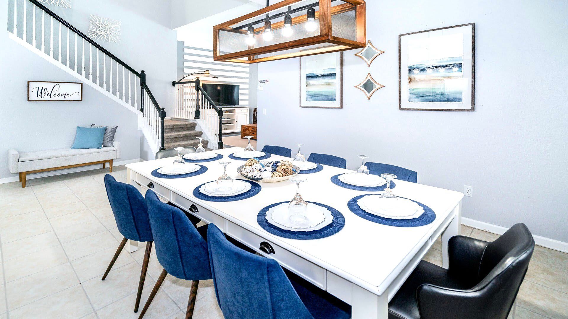 8 seats in the dining area, perfect for family and friends dining.