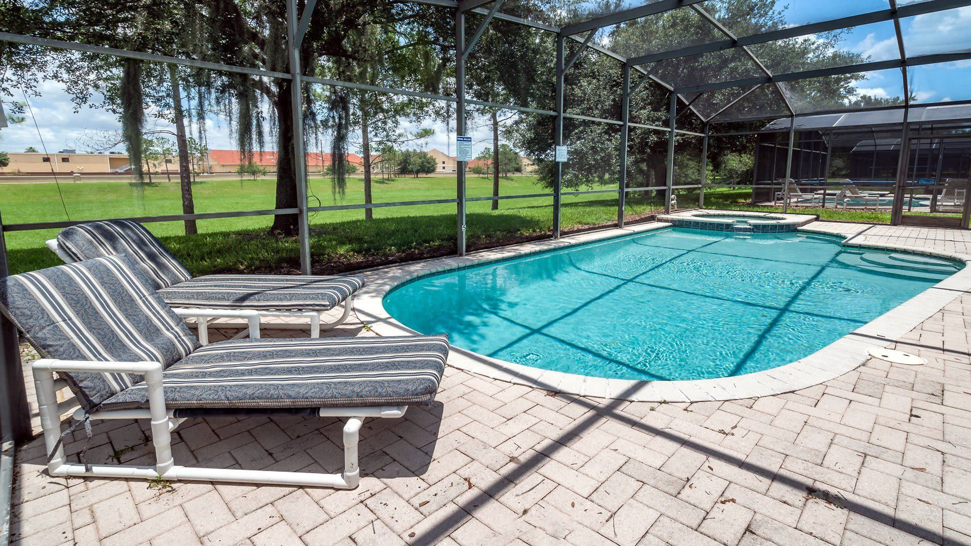 Beautiful private pool with relaxing scenic trees
