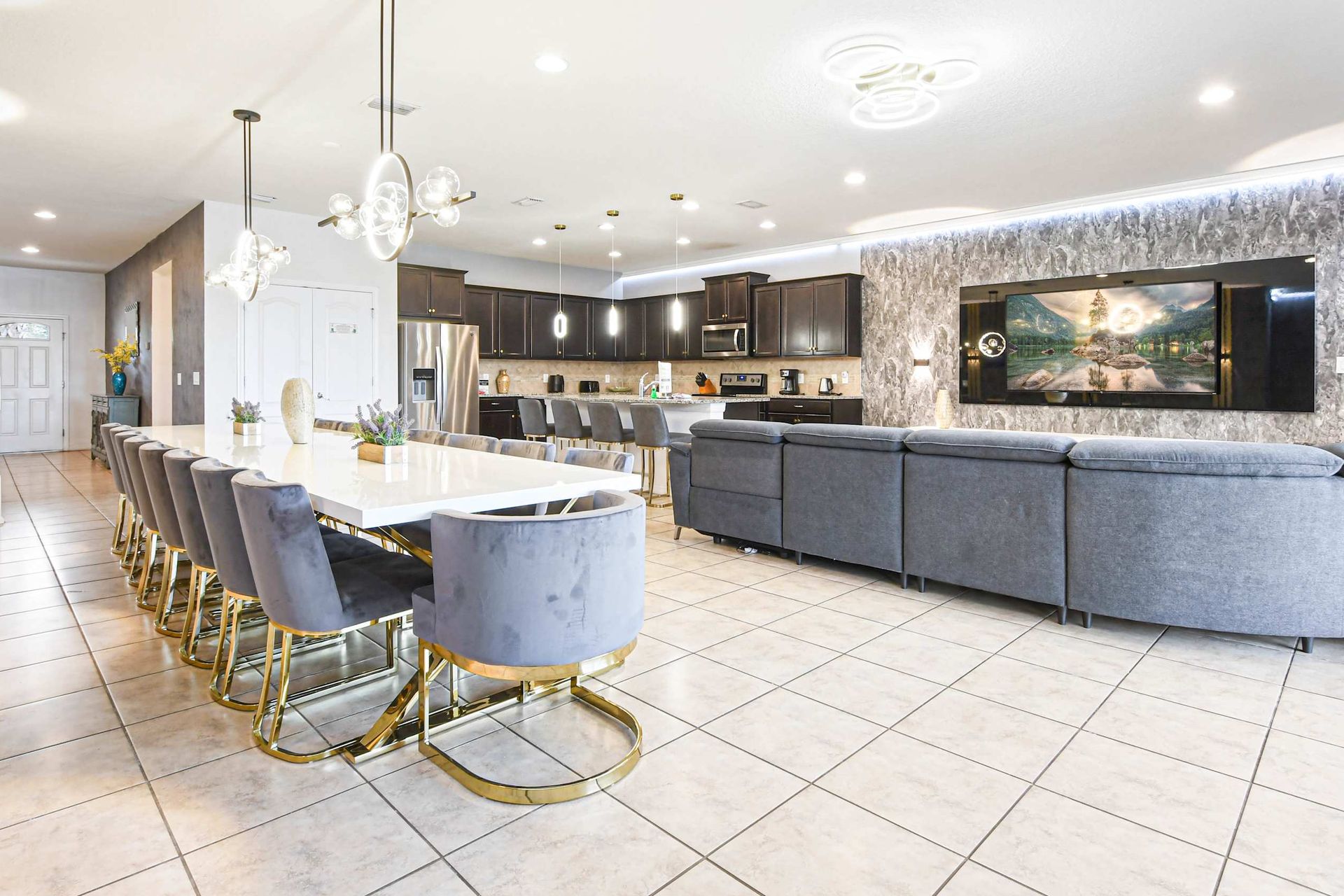 Stylish open-concept space with seating for everyone—dine and relax!