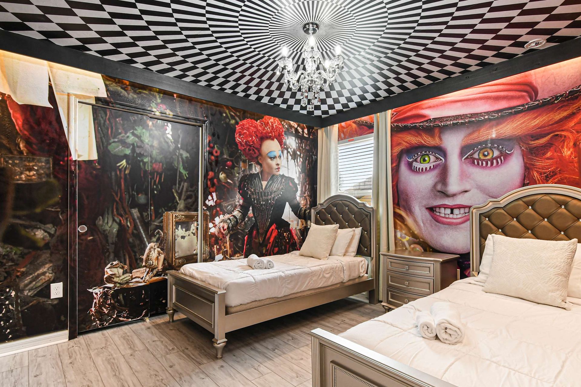 Whimsical Alice in Wonderland-themed room—step into the magic!
