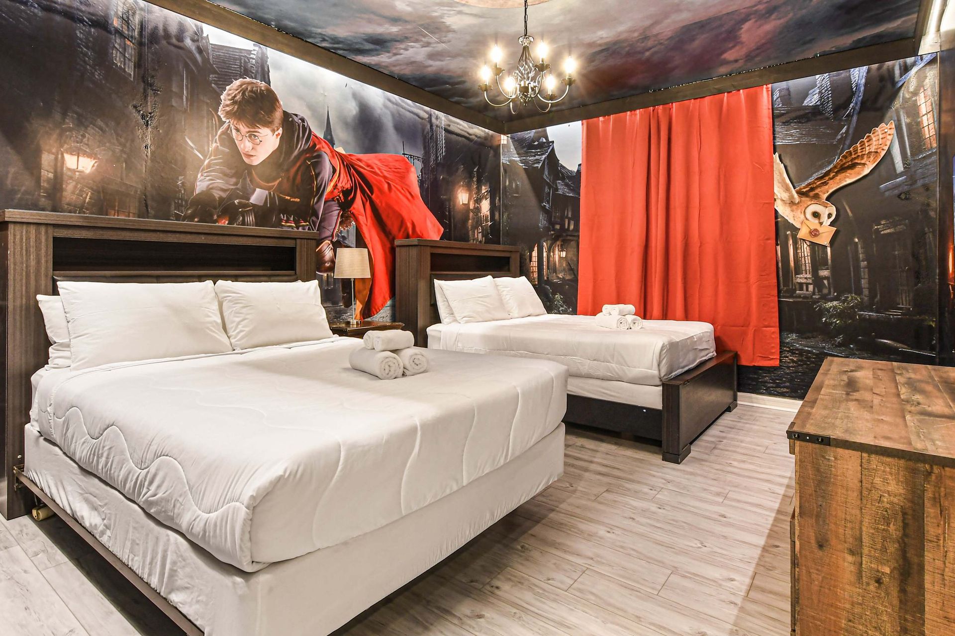 Magical Harry Potter-themed room—perfect for wizards of all ages!