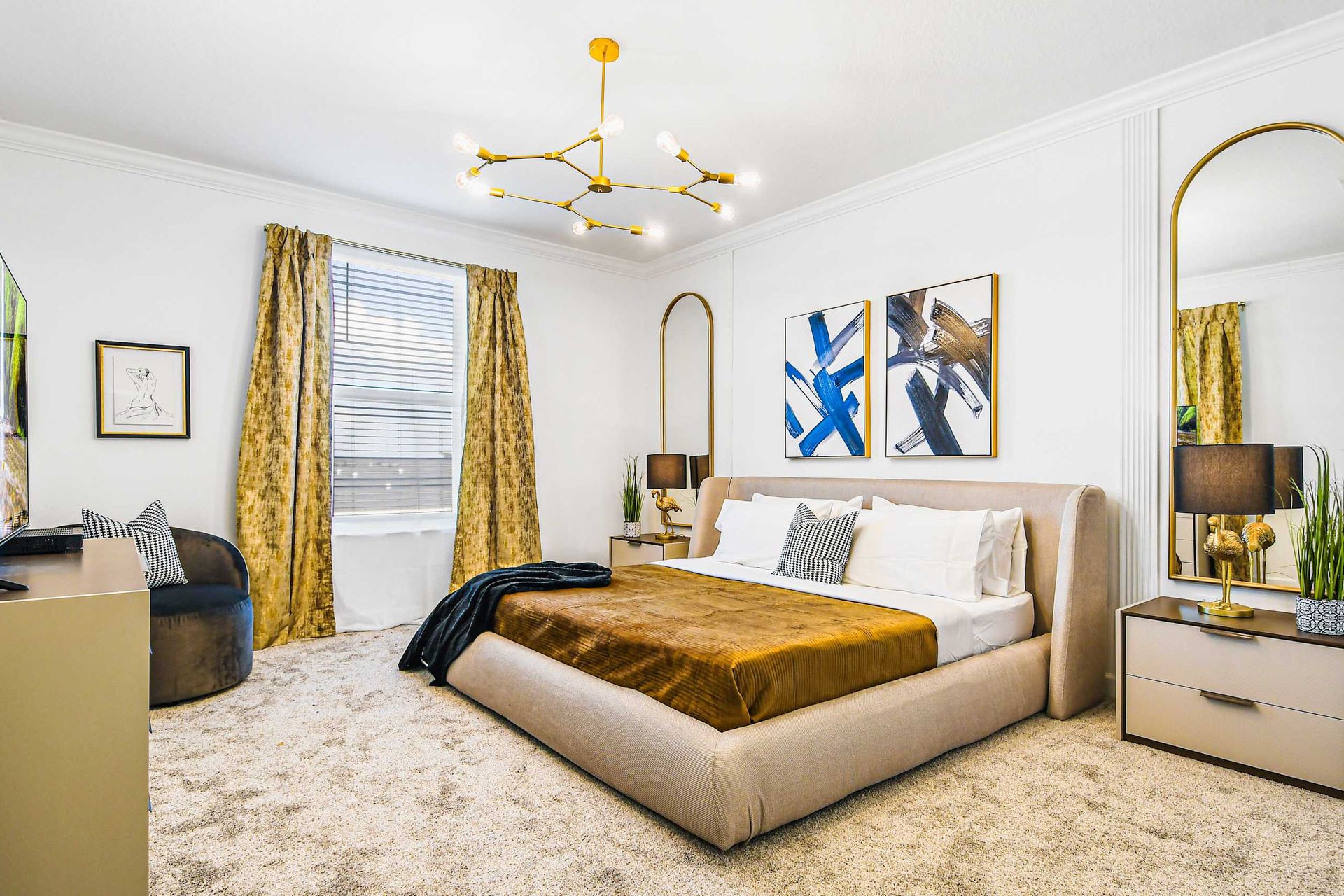 Relax and rejuvenate in our inviting bedroom, providing you with a comfortable retreat after a day of adventure.