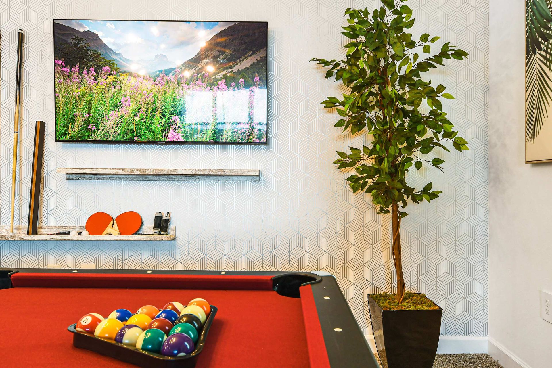 Enjoy endless fun and laughter with your children at the game corner, offering you a perfect spot for family bonding and playtime during your stay.