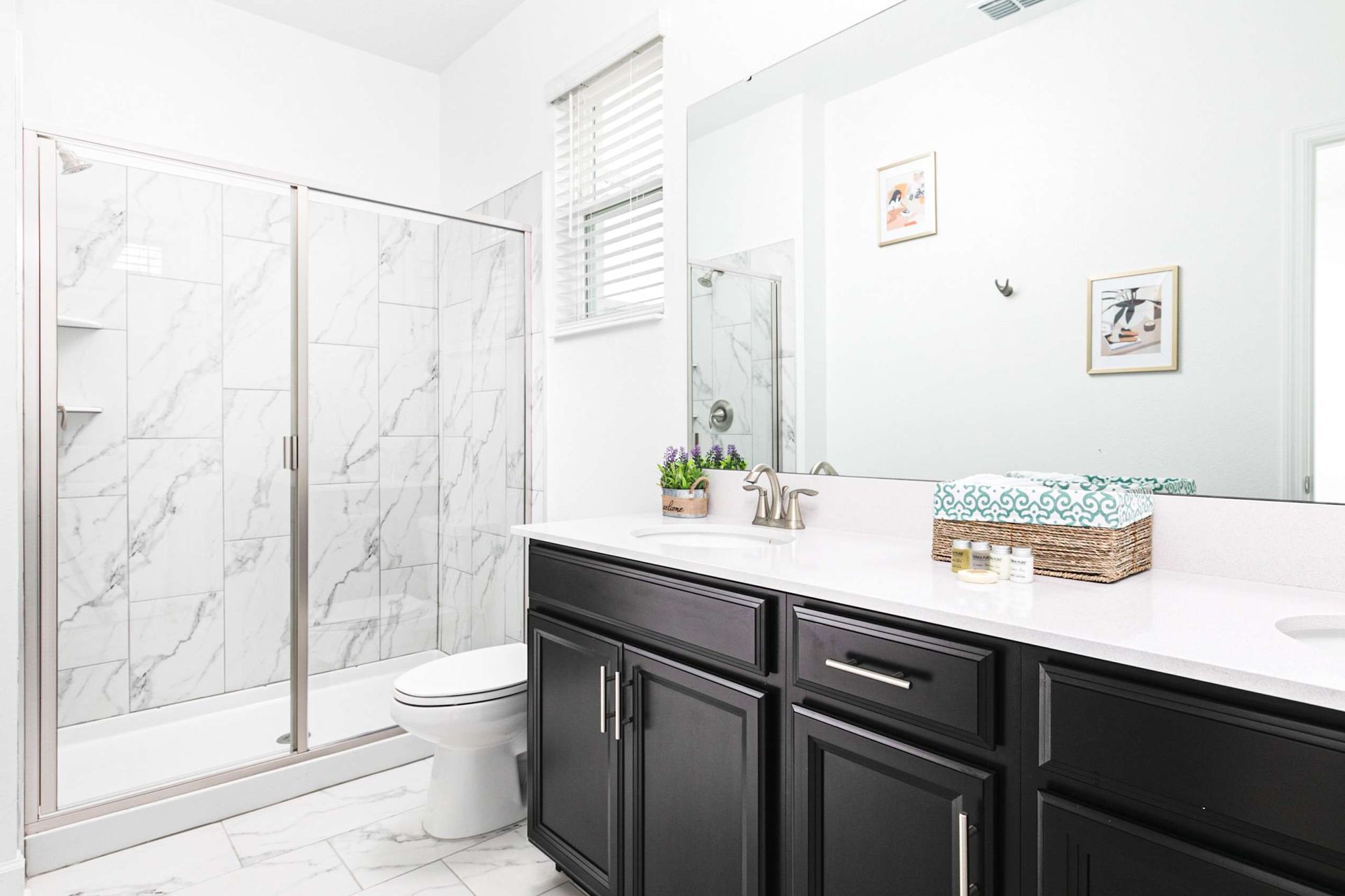 Indulge in luxury in our well-appointed bathroom, providing you with all the amenities you need for a comfortable stay.