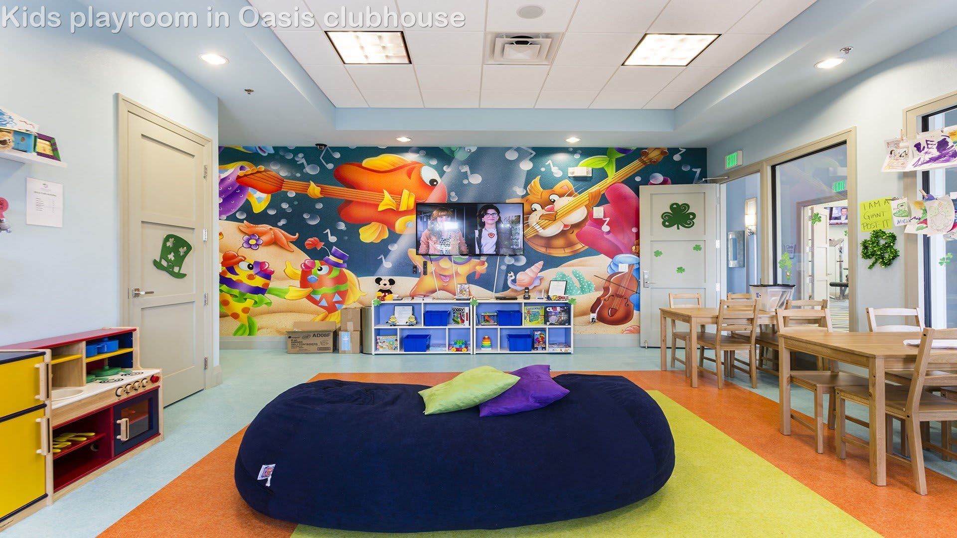 Resort Amenities - Enjoy endless fun and laughter with your children at the resort's playroom, offering you a perfect spot for family bonding and playtime during your stay.