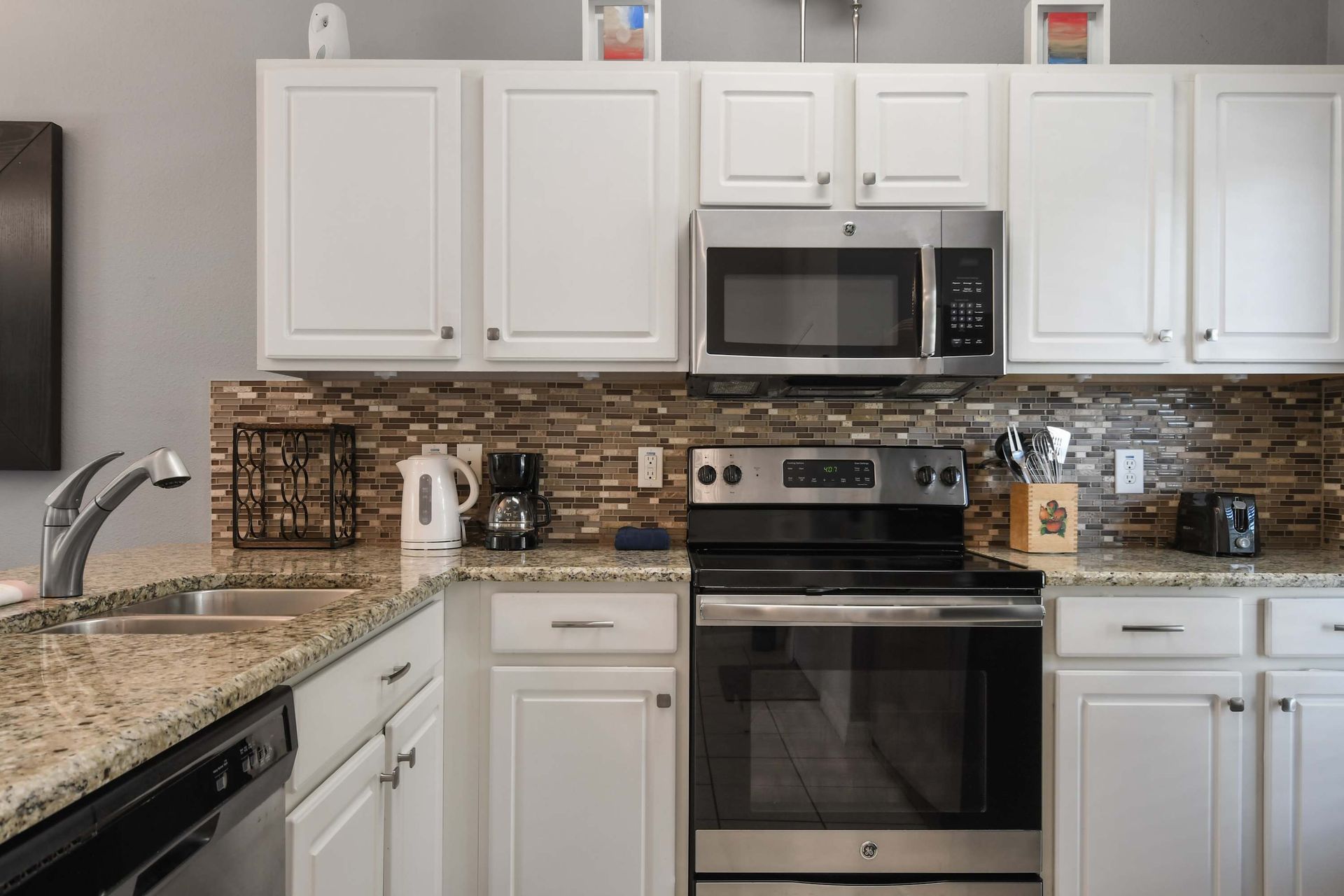 Create culinary delights in our fully-equipped kitchen, where you can cook up a storm during your stay.