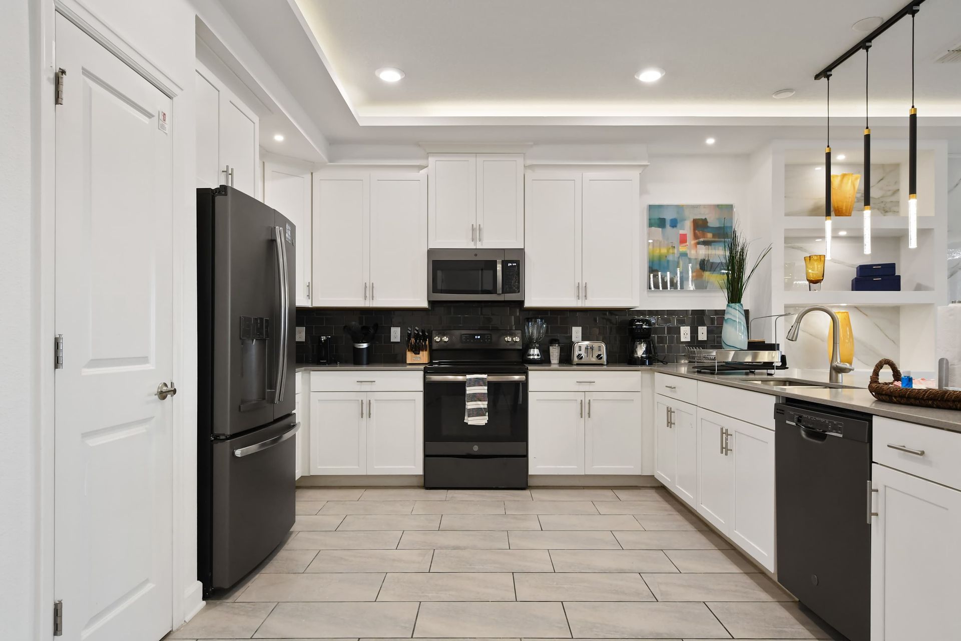 2903 Fable Street - 13.jpg