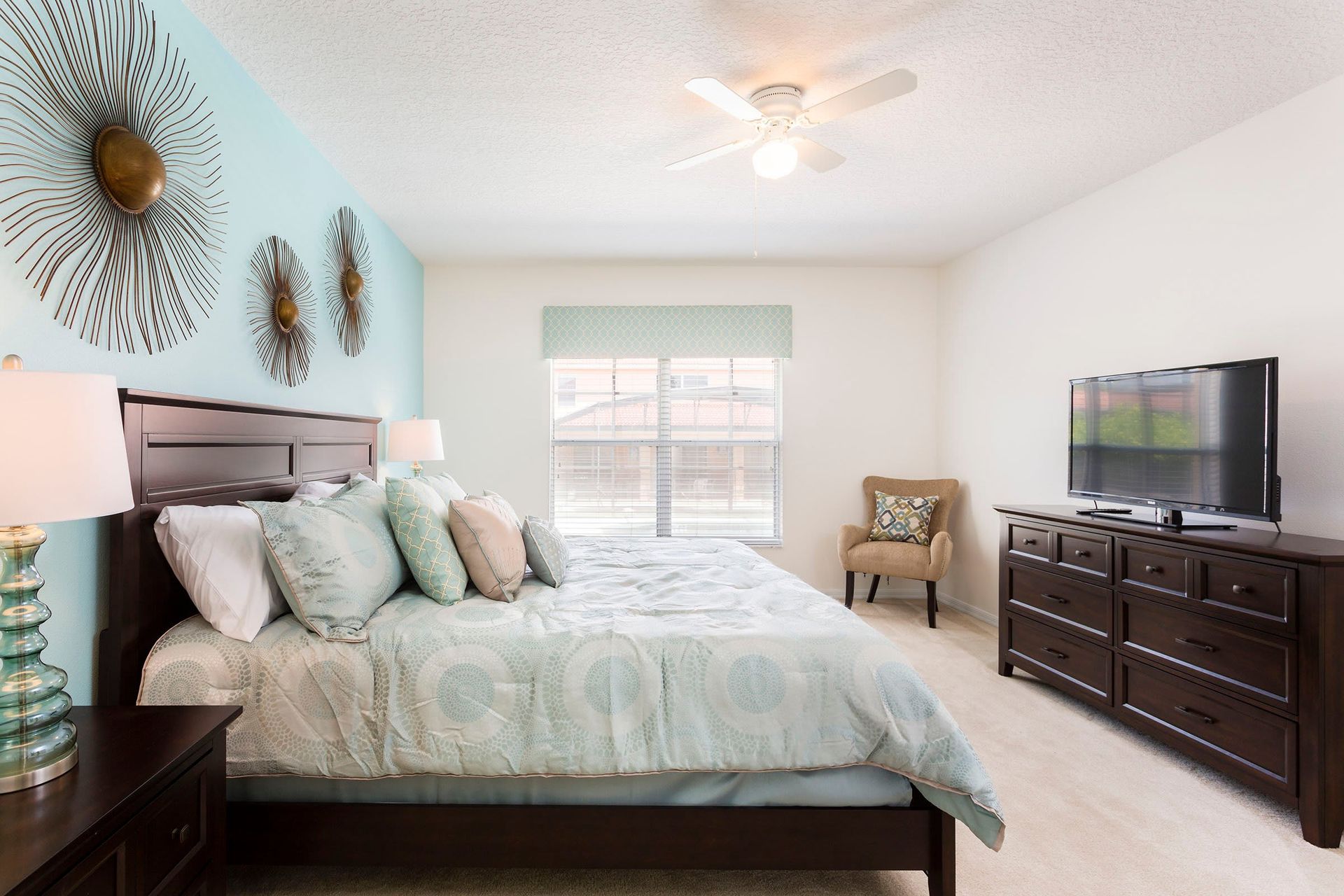 Indulge in comfort with a luxuriously spacious king bed, creating a sumptuous retreat for relaxation and rest.