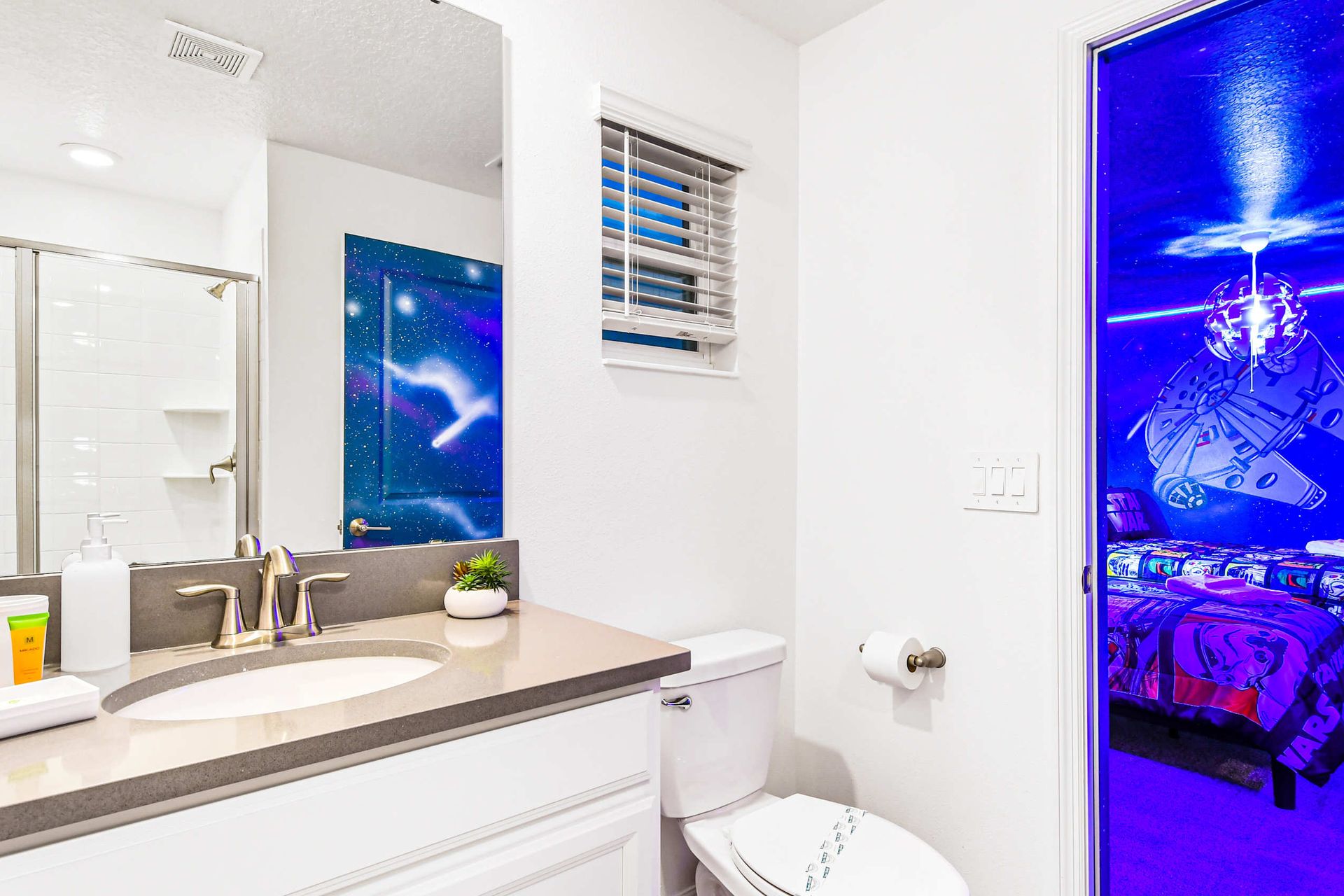 Spotless, sanitized full bathroom ensuring cleanliness and hygiene for a refreshing experience