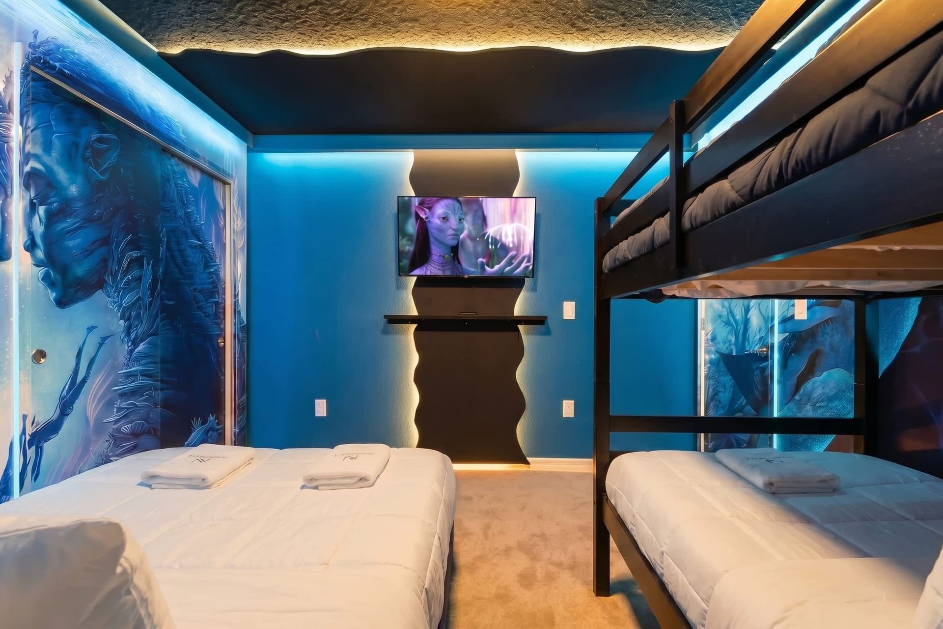Experience Pandora in this glowing Avatar-themed bedroom with bunk beds!