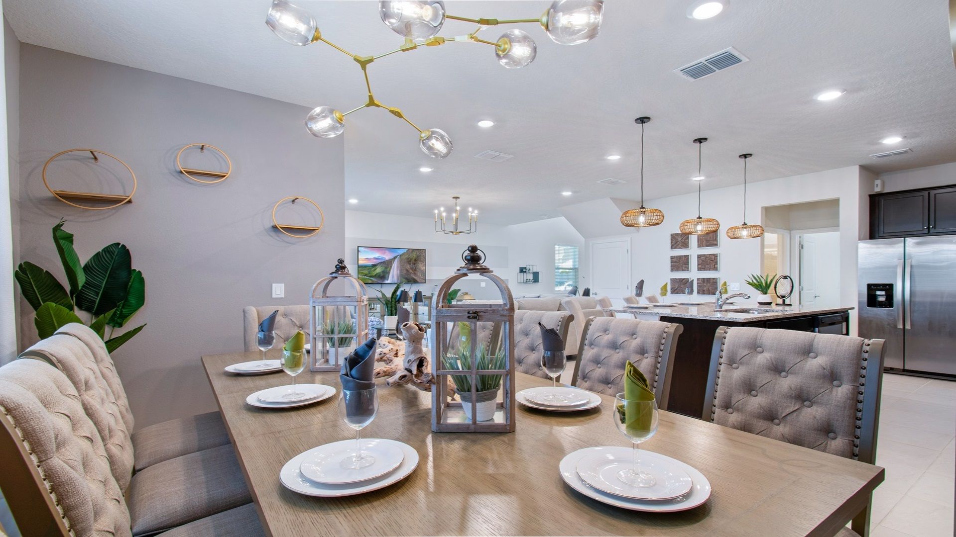 Dining Table: Ample and spacious 10 seater table.