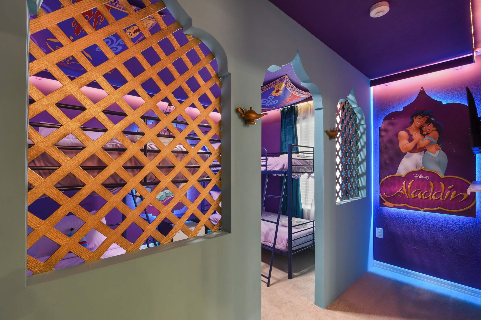 Step into Aladdin’s world with magical bunk beds and glowing decor!