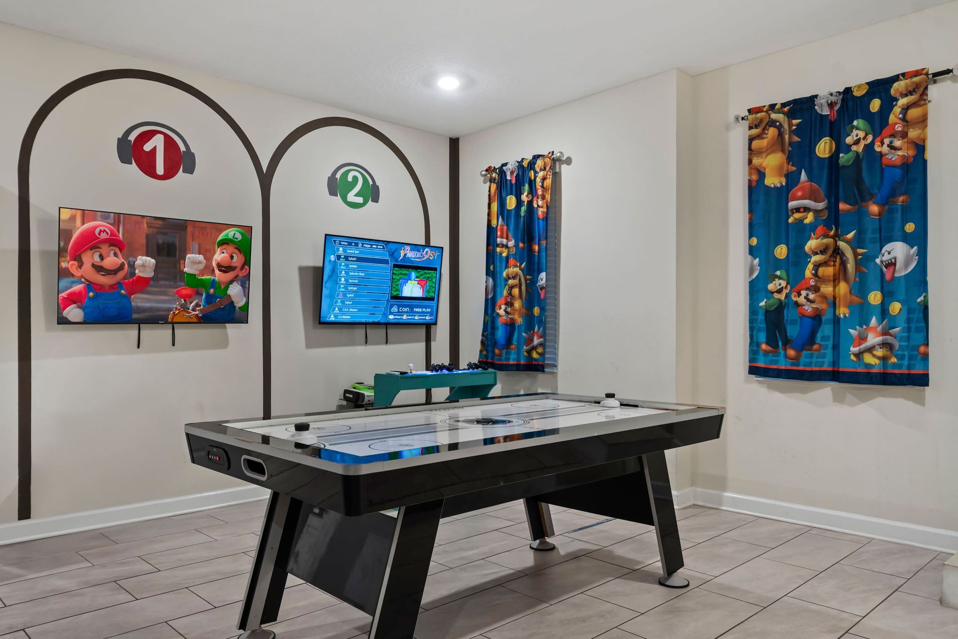 Retro gaming fun meets air hockey action in this Mario-themed entertainment zone!