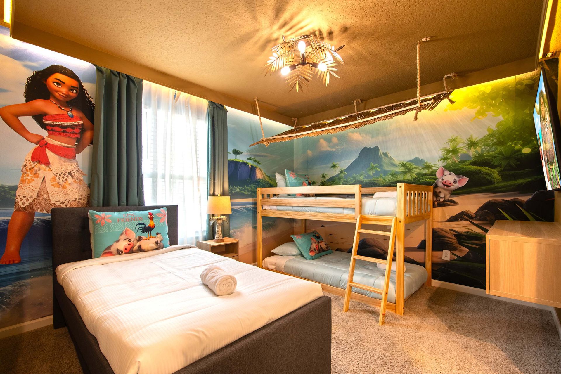 Moana-Inspired Bedroom with Bunk Beds, Island Murals & Tropical Adventure Vibes
