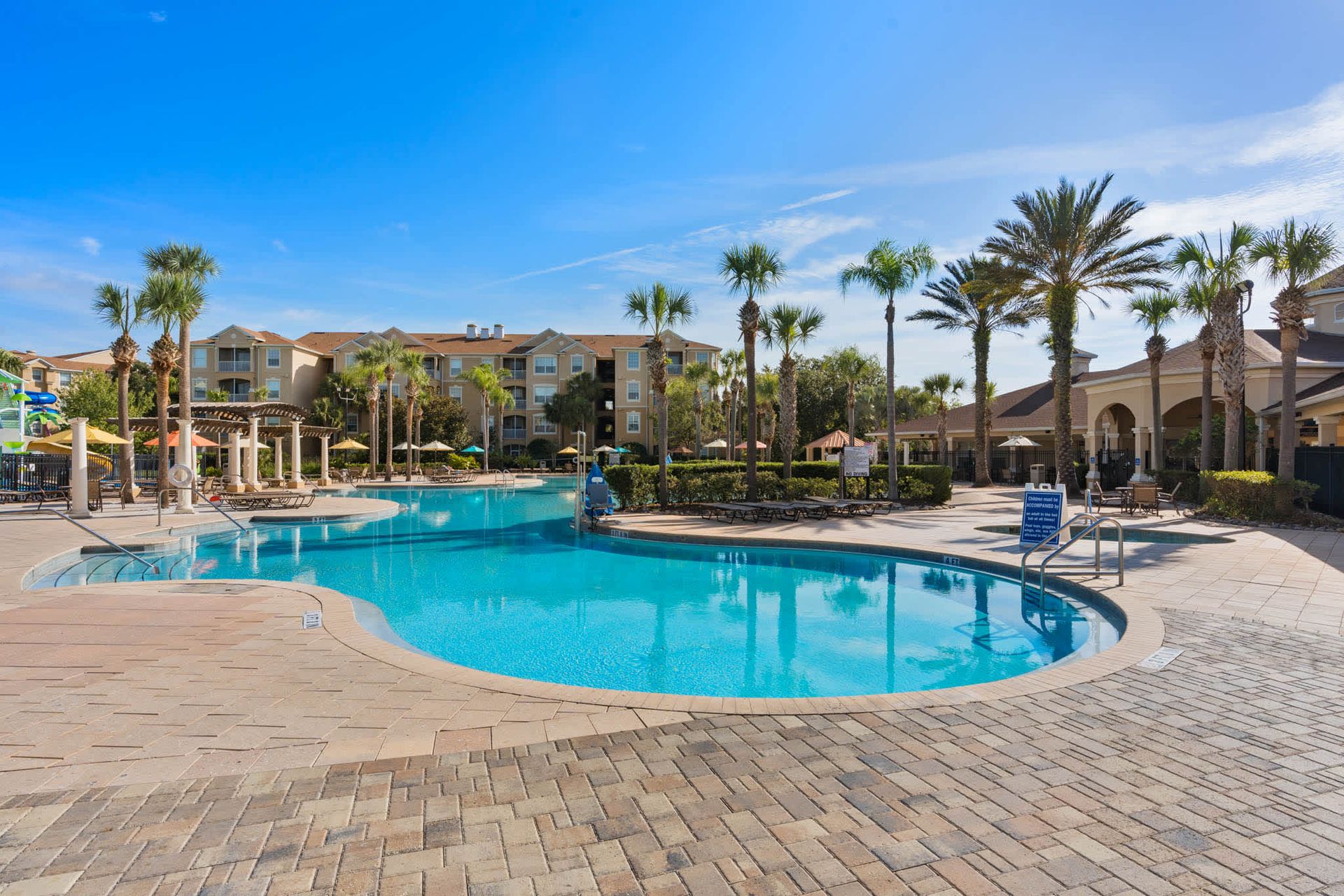 Sunny skies and sparkling water. Your perfect tropical getaway. 